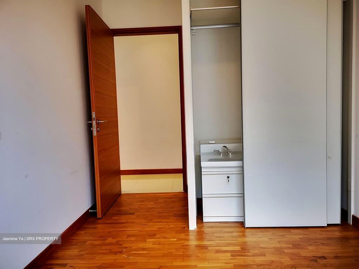 Woodhaven (D25), Condominium #561602421